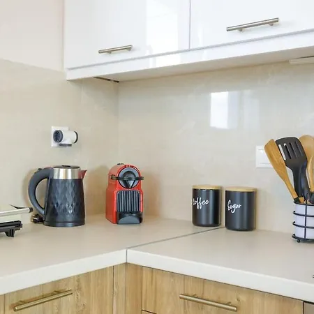 דירה Over The Messinian Plain