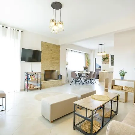 דירה Over The Messinian Plain *