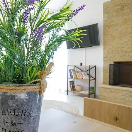 דירה Over The Messinian Plain *